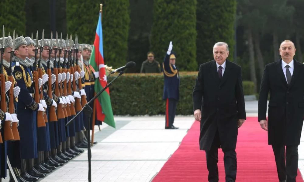 Η Τουρκία "σιγοντάρει" τους Αζέρους: Επόμενος στόχος της Άγκυρας ο Καύκασος